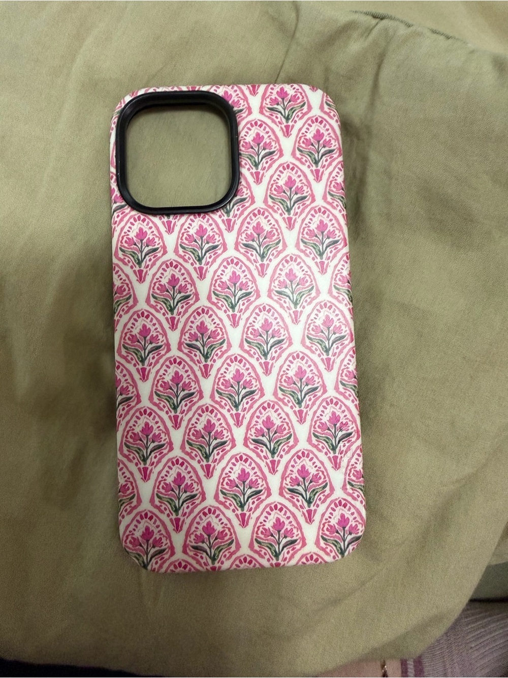 Pink Floral Pattern Protective Phone Case - Stylish Cell Accessory